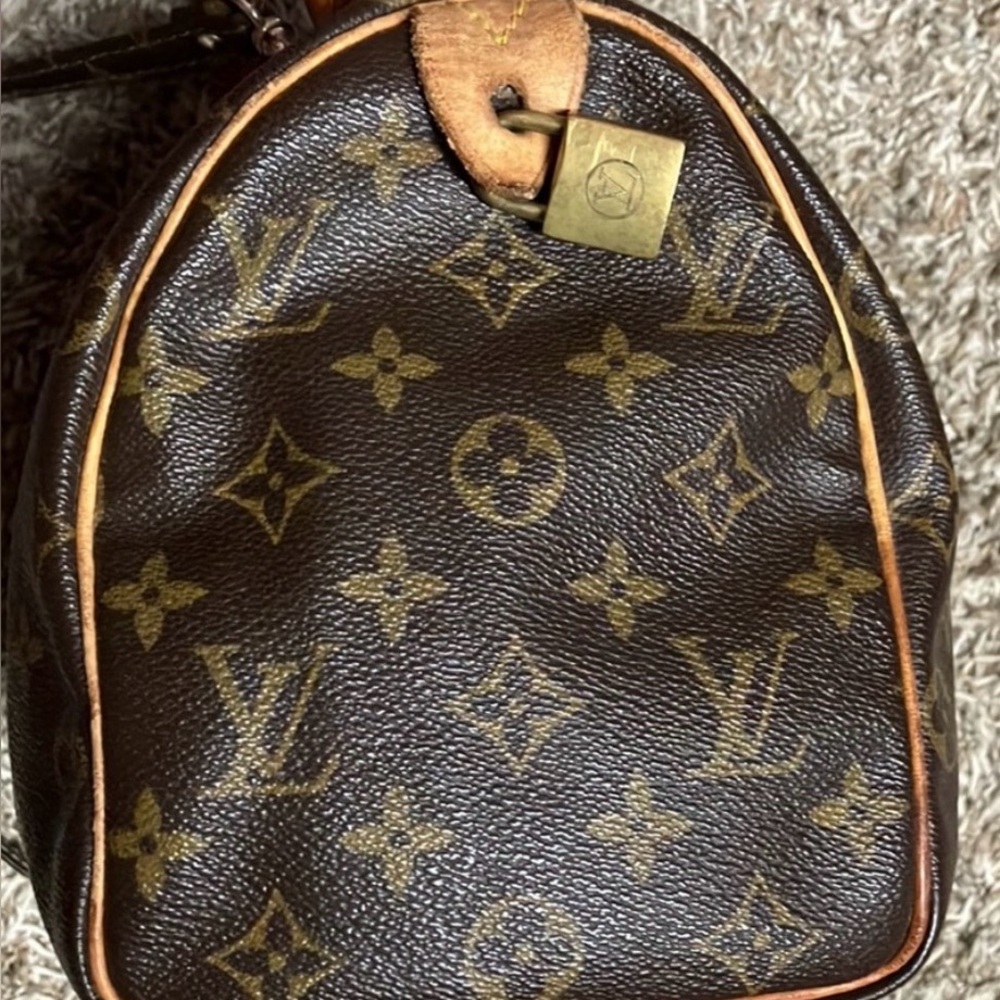 Authentic Louis Vuitton Speedy 25 Satchel and Shoulder bag - Picture 6 of 13